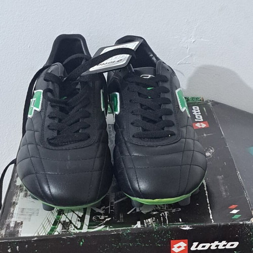 Lotto Football Shoes new, size 44, black and green