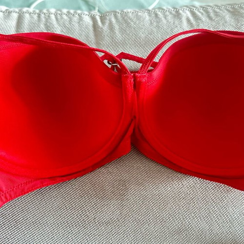 Marlies Dekkers Balcony bra new, size 70D, red
