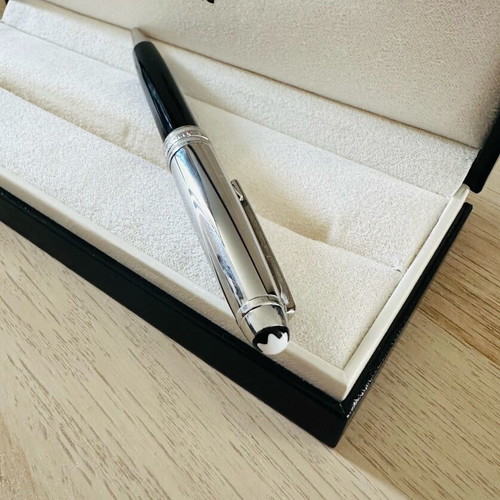 Montblanc Meisterstuck pen new with packaging