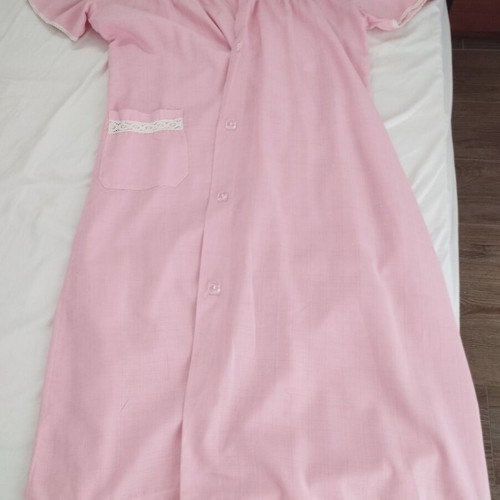 Vintage Milly robe 6XL pastel pink with lace, like new