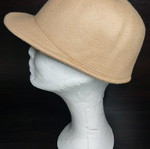 Winter hat like new, size S, beige