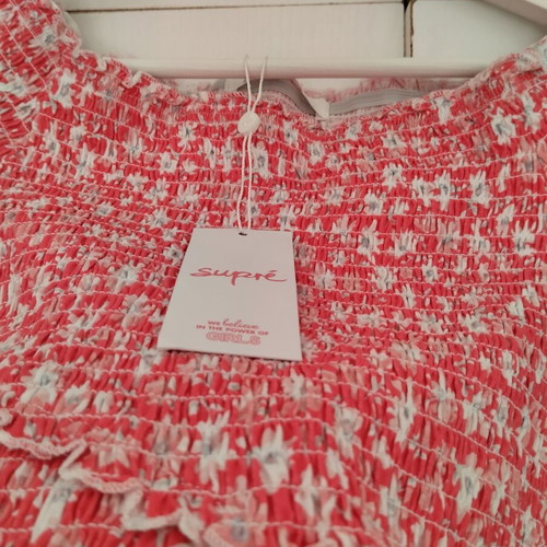 Supré Crop Floral Blouse new, cotton, elastic, white and red