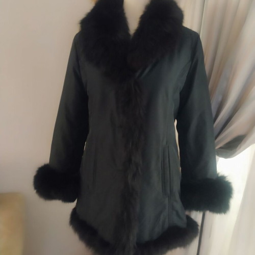 CLEARANCE SHIPPING UP TO 7/8!!! Half coat with real fox fur!!!!