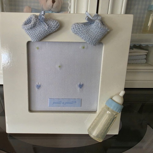 Pasito a Pasito set of 4 frames and 1 picture frame like new