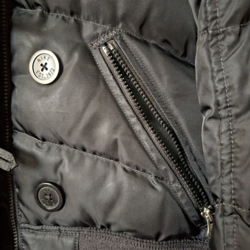 Nike women's black jacket small, like new