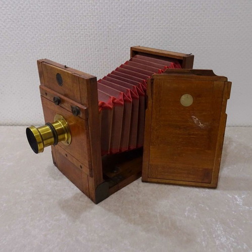 Wooden camera 1910 used