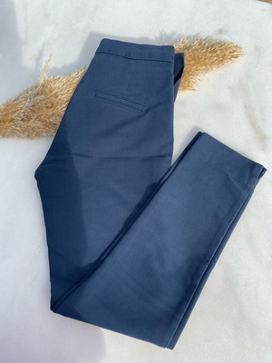 Stradivarius dark blue fabric pants used, size 34