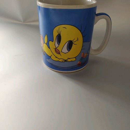 Tweety mug like new