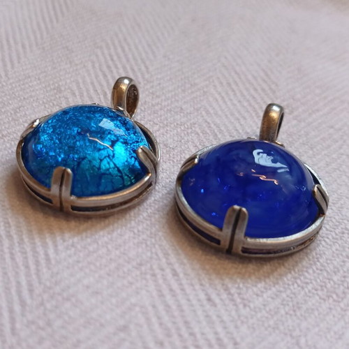 Murano glass pendants set with 925 silver, like new, 2 pieces