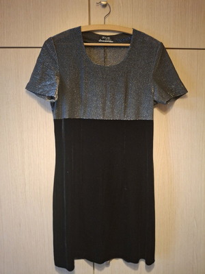 Grama dress size M like new, black