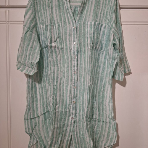 Striped shirt white and mint like new, size L-XL
