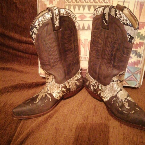 Sancho leather cowboy boots size 40 brown like new with snake pattern
