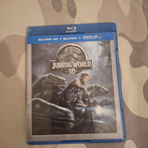 Jurassic World 3D Blu-ray, 2 discs