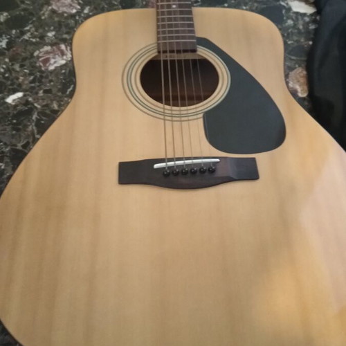 Yamaha F-310 Acoustic Guitar new, natural finish