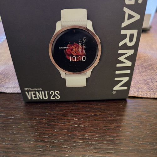 Garmin Venu 2S smartwatch new, Light Gold with White Silicone Band