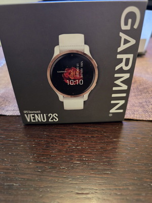 Garmin Venu 2S smartwatch new, Light Gold with White Silicone Band