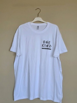 Men's T-shirt new, size XXL, black and white