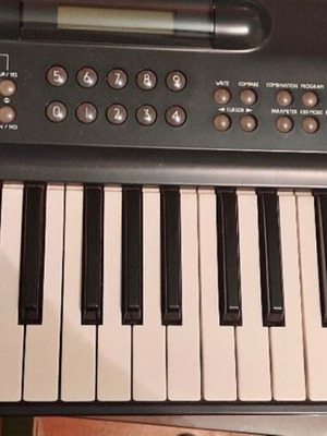 Korg 707 vintage FM συνθεσάιζερ με 49 πλήκτρα