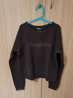 Benetton sweatshirt brown size S like new