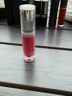Mac lipstick Hyperbole 70 like new, excellent condition
