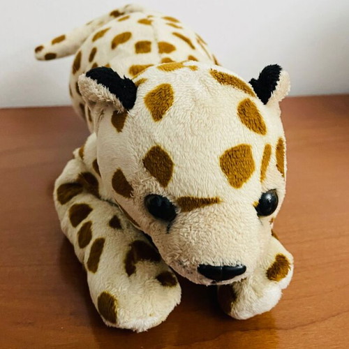Cheetah plush like new, 34 cm length