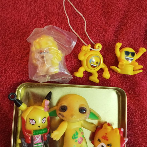 Pokemon figures used, pack with box