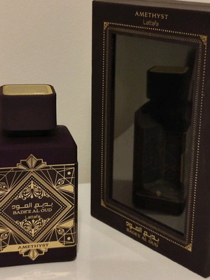 Lattafa Badee al Oud Amethyst Eau de Parfum 100 ml, σχεδόν καινούργιο, με κουτί