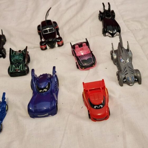 Batwheels and Batmobile toy cars like new