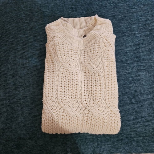 Knit Sweater long sleeve 3/4 white medium Gap used