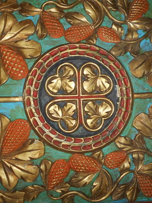 Woodcarving ecclesiastical used with excellent composition and colors 52x45 cm