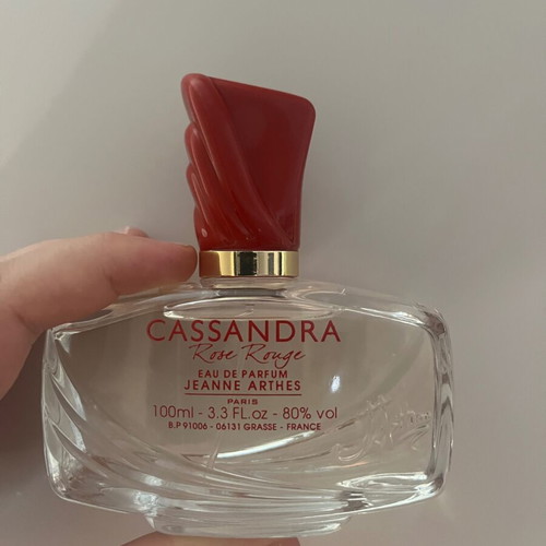 Cassandra Rose Rouge Eau de Parfum 100ml like new by Jeanne Arthes