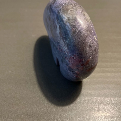 Bear figurine from lepidolite with pink tourmaline new