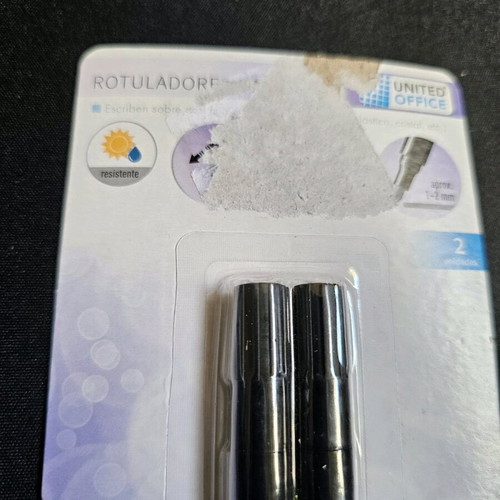 Metallic markers set of 2 sealed, United Office