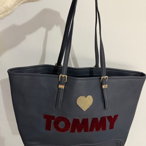 Tommy Hilfiger tote bag used, spacious