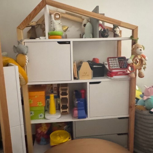 Bellamy Pinette Cot Bed 70 x 140 cm with Mattress and Bookshelf like new