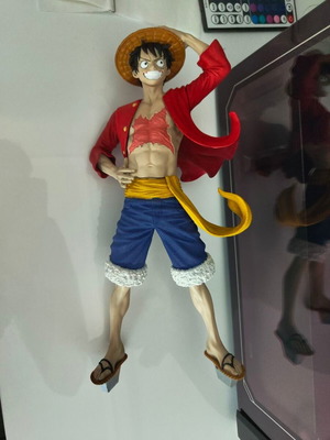 One Piece Luffy miniature 31.3 cm new