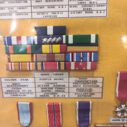 Collection of American medal miniatures and ribbons new