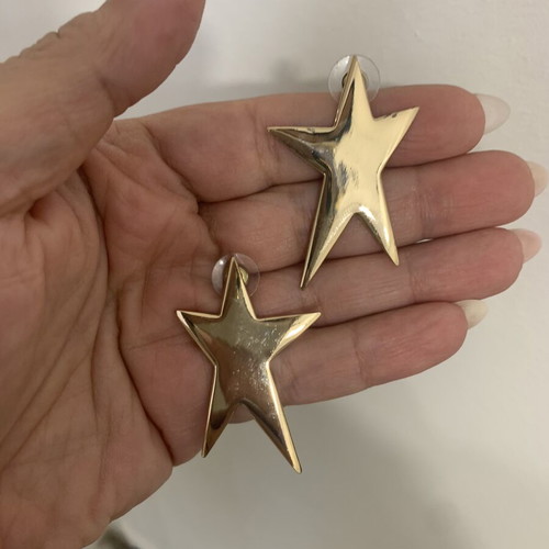 Star earrings like new, gold tone