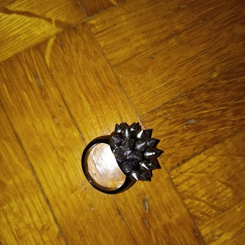Unisex ring used dark gray with silver spikes