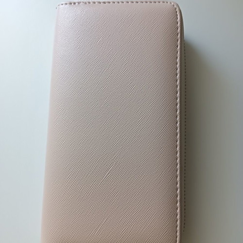 Women's wallet like new, pink, missing zipper clip
