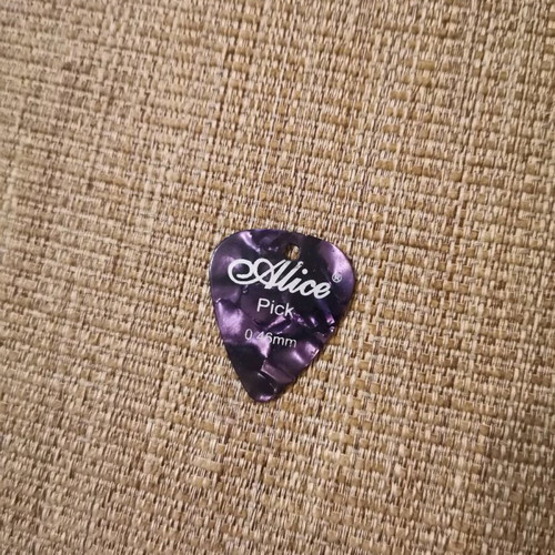 Alice pick 0.46mm like new