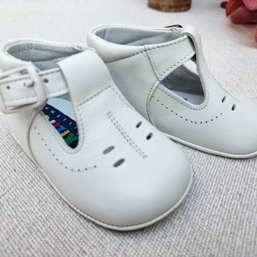 RiZitos leather baby shoes size 17