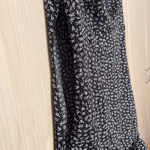 Shein dress size M like new, black with white flowers