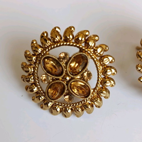A&D vintage earrings used, gold color, 70s
