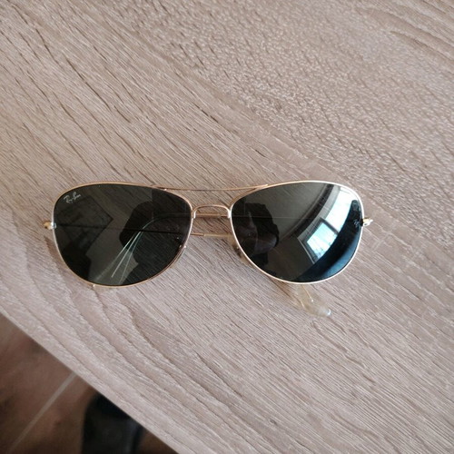 Ray-Ban sunglasses like new, original, green and gold