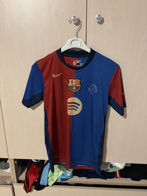 Barcelona Lamine Yamal kids jersey