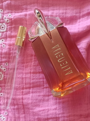 Alien Goddess decant 5 ml