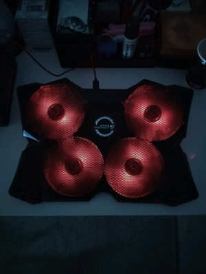 Coolcold K25 17" Laptop Stand like new with 4 fans