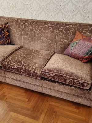 Velvet living room set used, sofa and 2 armchairs