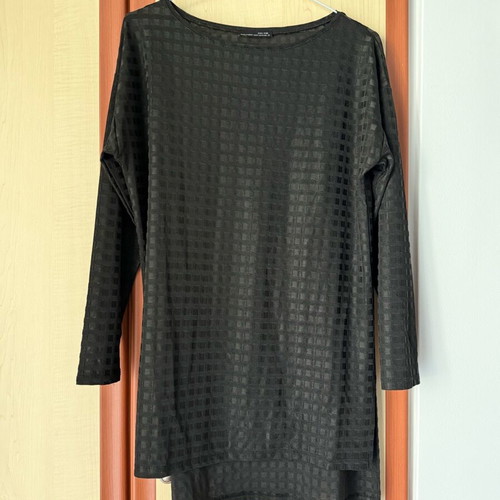 Zara blouse black like new, size Small